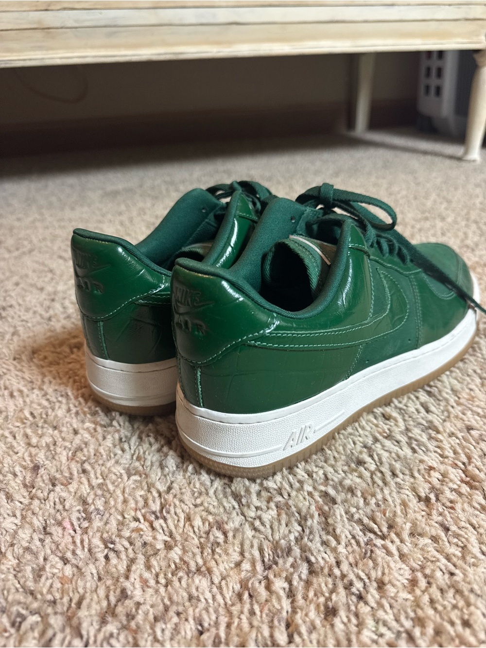 Nike Low-Top Sneakers in Dark Green with Gum Sole - Picture 4 of 5